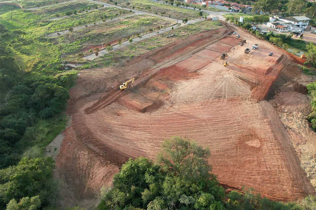 Terraplenagem para construção de prédios — Tatuí-SP