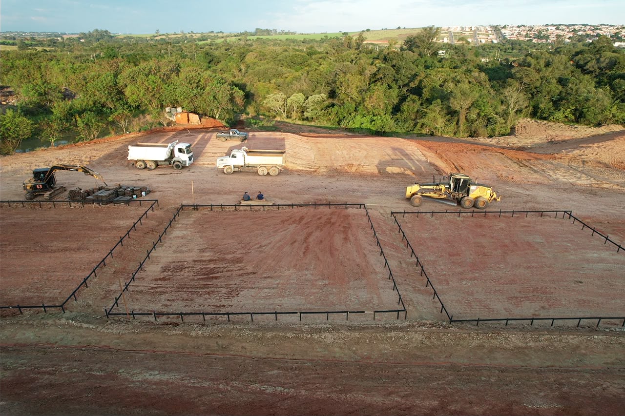 Terraplenagem para construção de prédios — Tatuí-SP